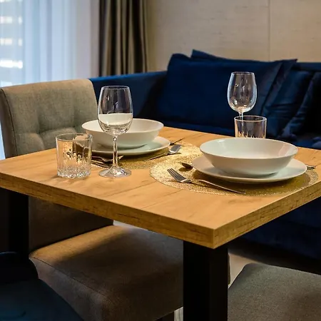 Gold Apartmenty شقة فندقية زاكوباني
