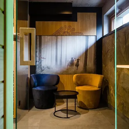 Gold Apartmenty زاكوباني