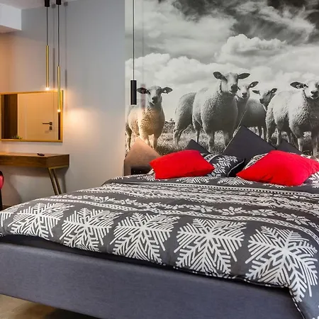 شقة فندقية Gold Apartmenty زاكوباني